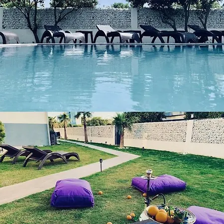 Mira Palace & Hotel