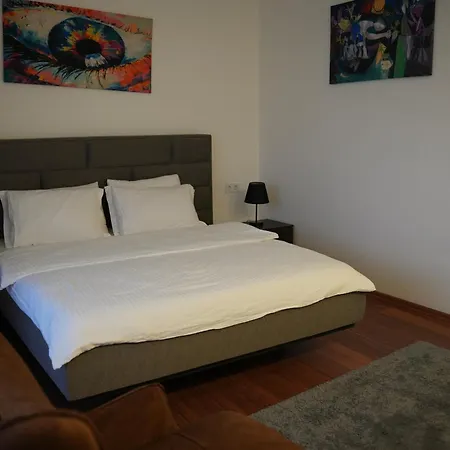 Mira Palace&spa Side