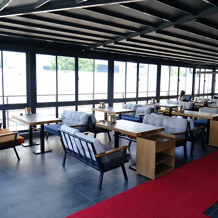 Mira Palace&spa 3* Side