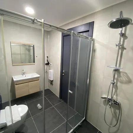 Mira Palace & Готель 3*
