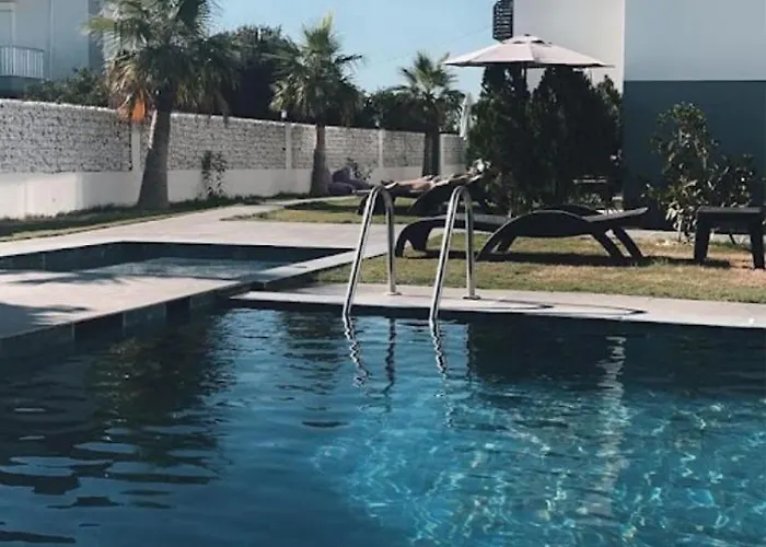 Mira Palace & Hotel Sidé