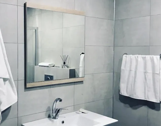 Mira Palace & 호텔 3*