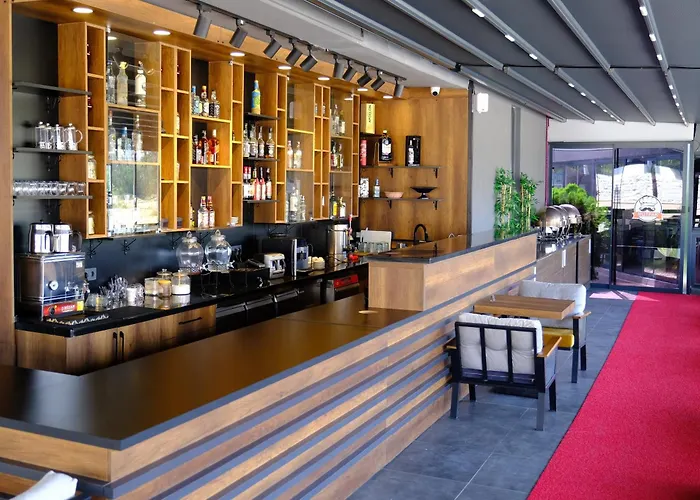 Mira Palace & 호텔