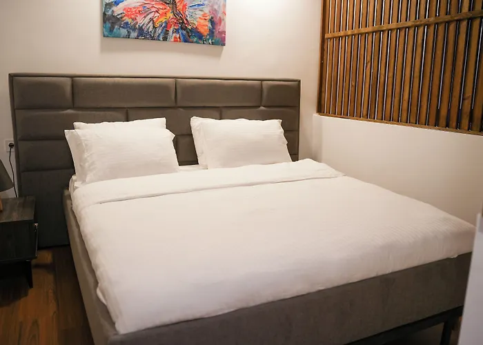 Mira Palace & 호텔