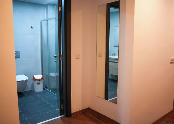 Mira Palace & Hotel Sidé