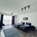 Ξενοδοχείο Mira Palace & Σιντέ