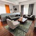 Mira Palace & Ξενοδοχείο Σιντέ
