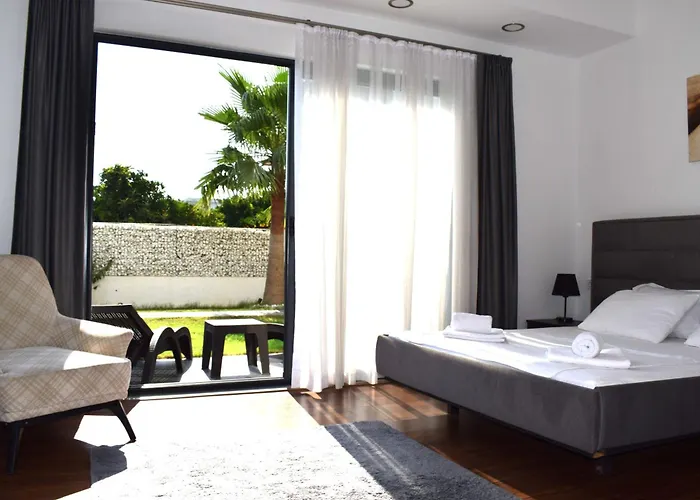 Hotel Mira Palace & 3*