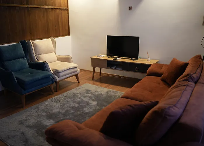 Mira Palace & Hotel 3*